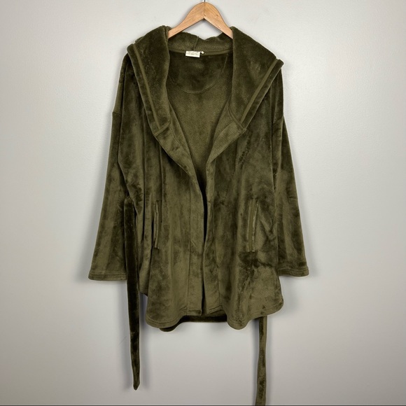 Urban Outfitters Other - Urban Outfitters Out From Under Fleece Robe Green M/L